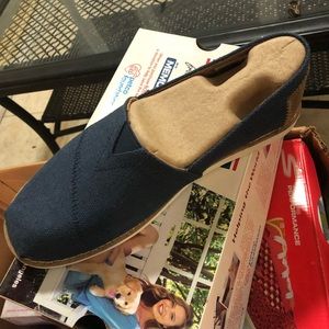 Bobs flat shoes